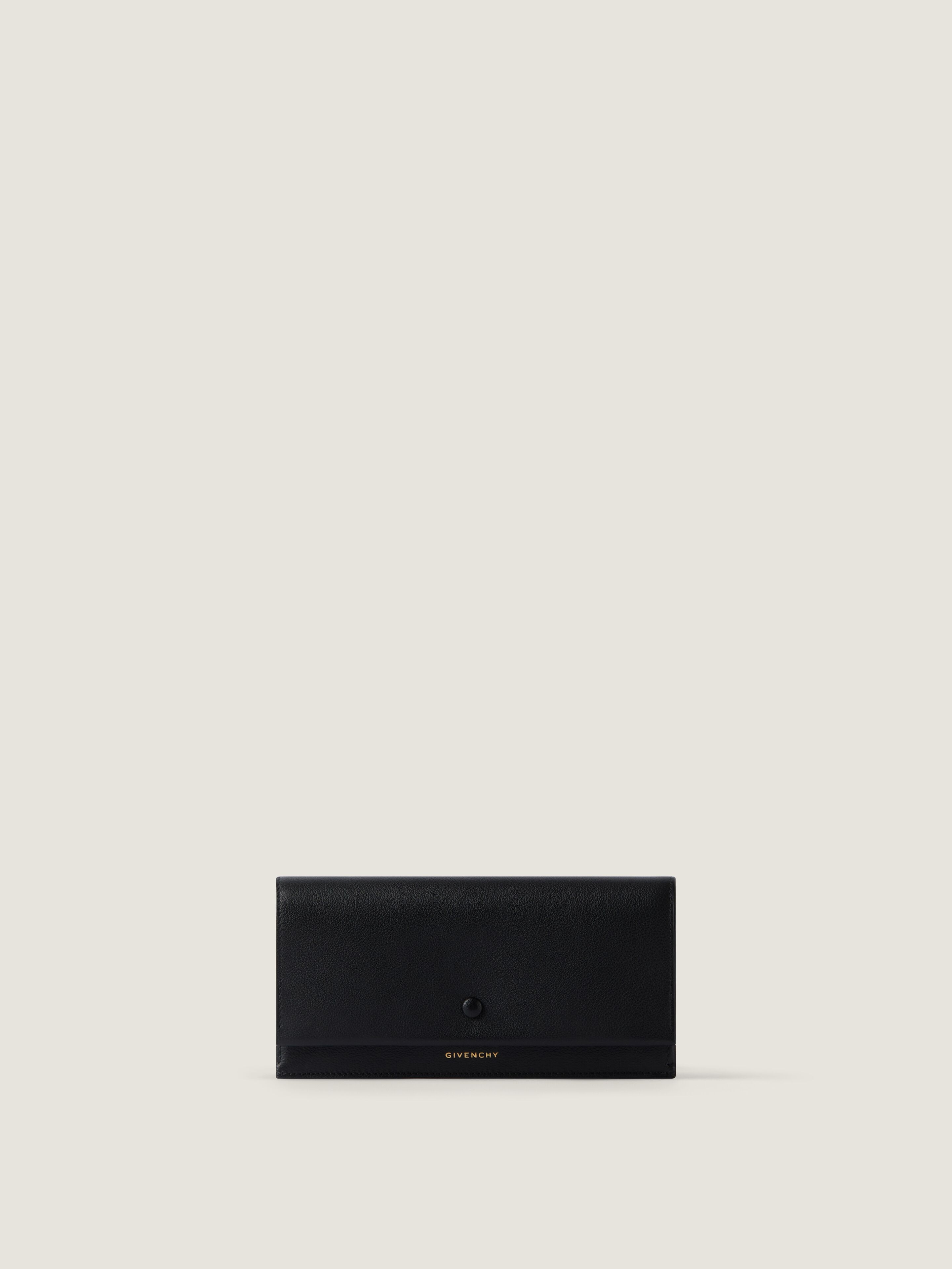 Day long wallet in grained leather